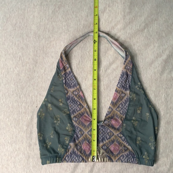 URBAN OUTFITTERS Halter Top Bralette Bra No Wires Like-New Condition - Picture 6 of 7